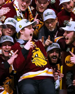 Minnesota Duluth Bulldogs vs. Minnesota Golden Gophers Hockey