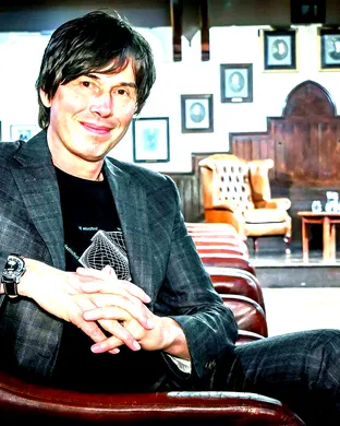 Professor Brian Cox Minneapolis