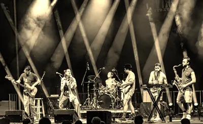 Sammy Rae and The Friends